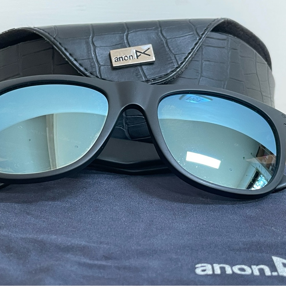 Anon Sunglasses with Case